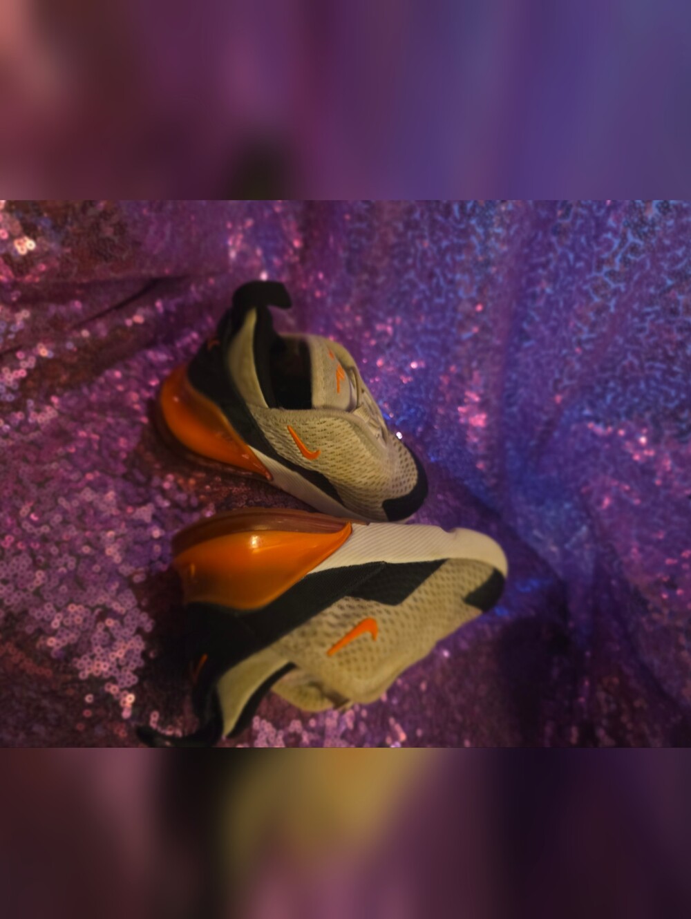 NIKE AIR MAX 270 black/orange Child sz7